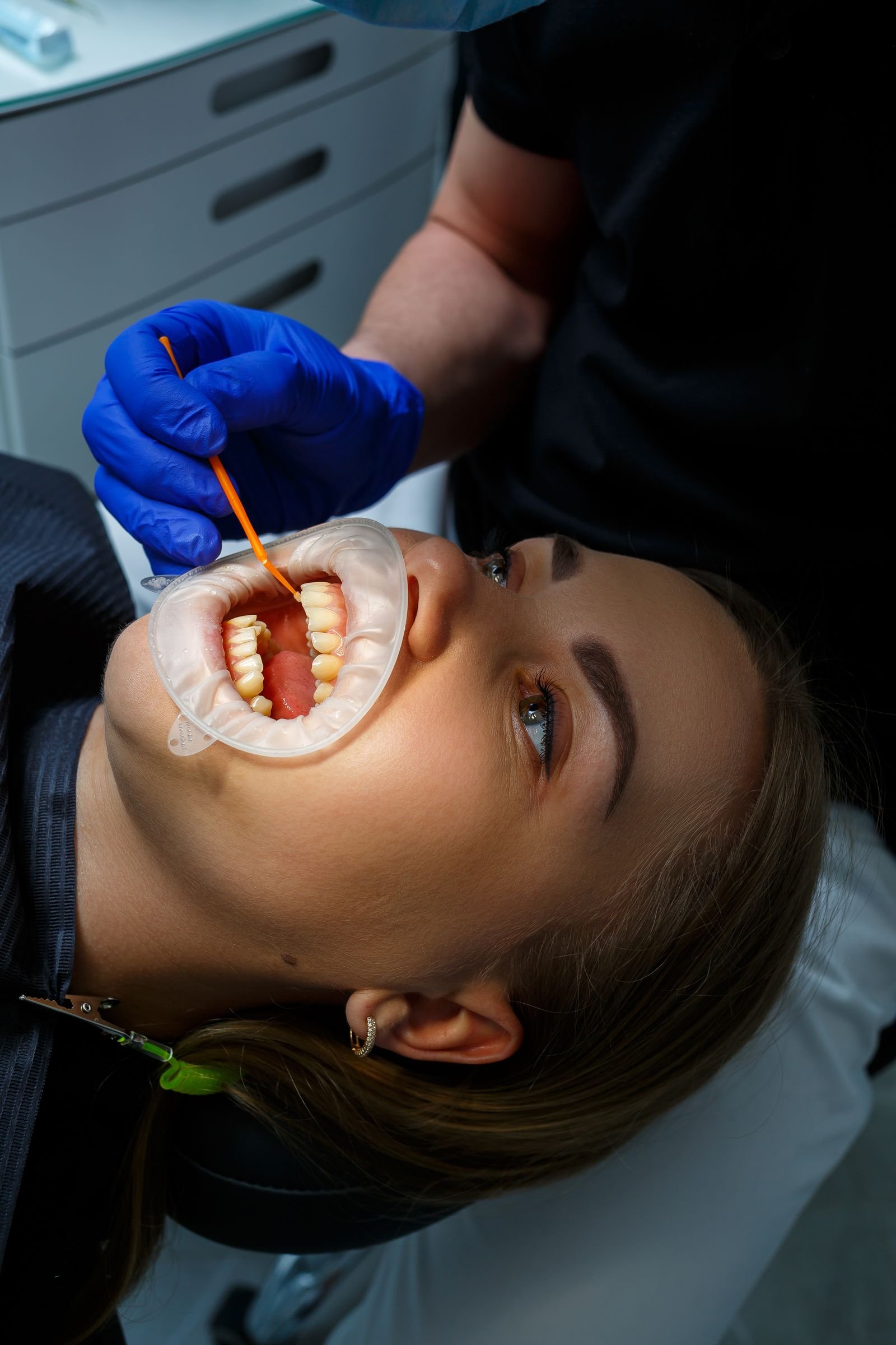 Dra. Luana Gonzaga, Cirurgiã-Dentista CRO-MG 74805, atende moradores do Mercês em Uberaba
